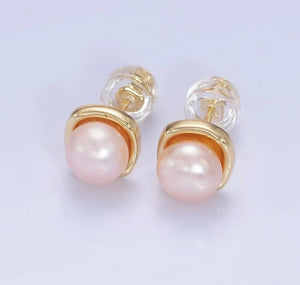 Pure Grace Pearl Studs